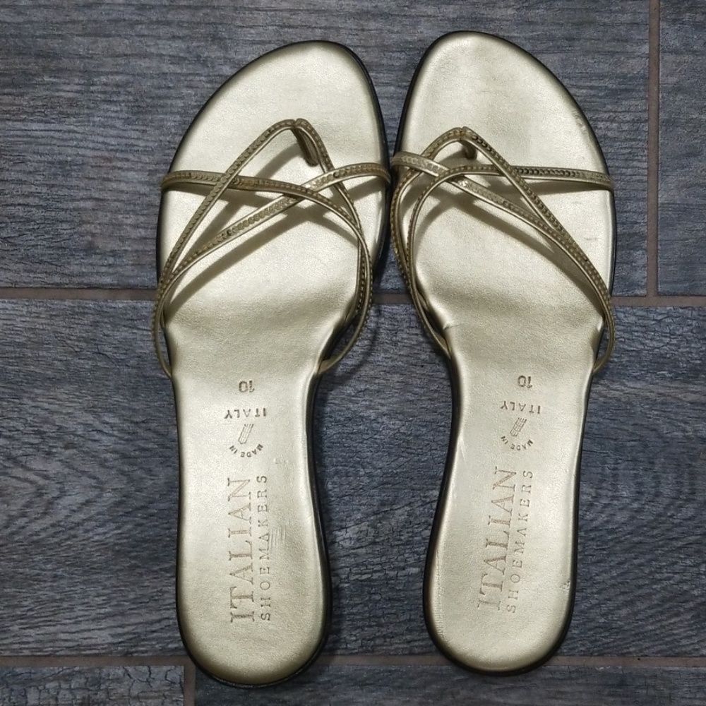 Italian Shoemakers sandals-NWOT